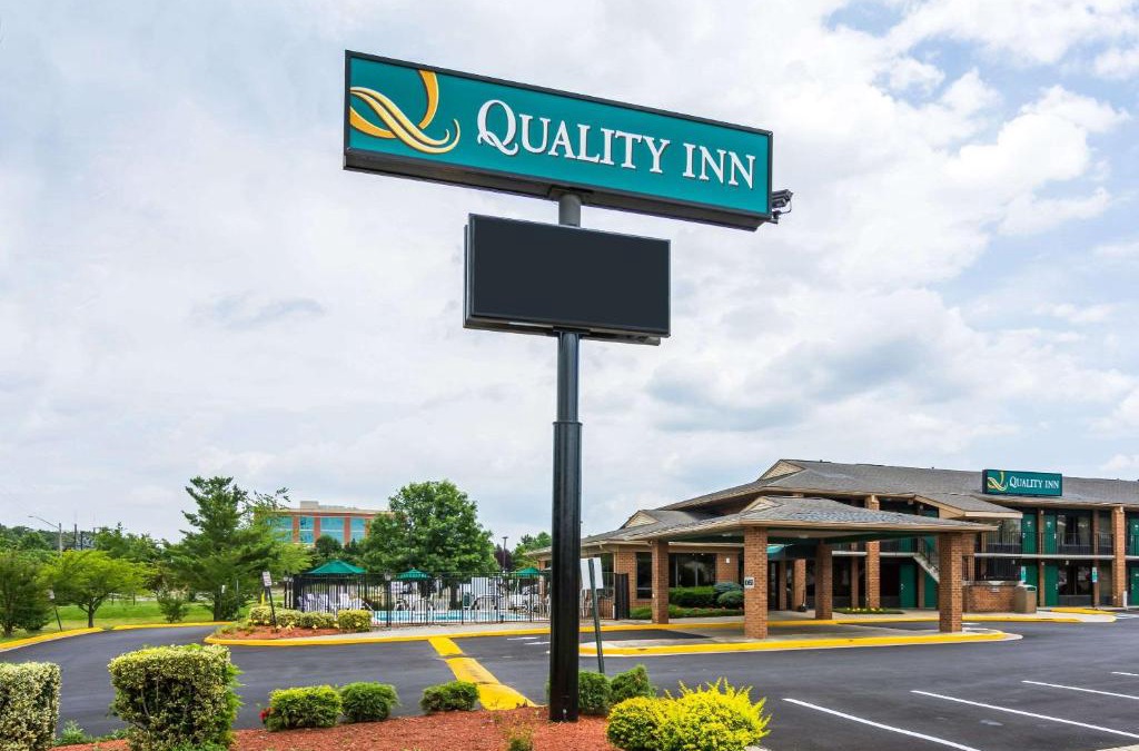 Lakeview Hotel | Quality Inn Manassas