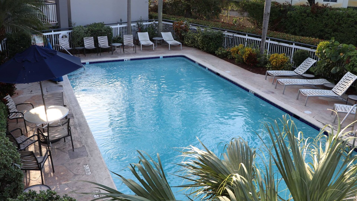 Doral Hotel | Quality Inn Miami Airport - Doral