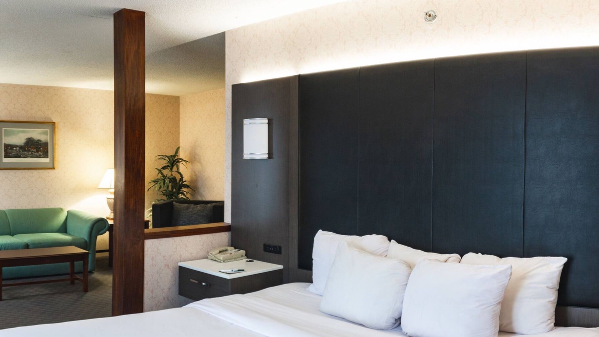 Lansdale Hotel | Quality Inn Montgomeryville - Philadelphia