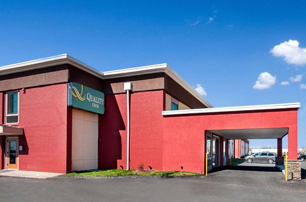 Reisterstown Station Hotel | Quality Inn Near Pimlico Racetrack