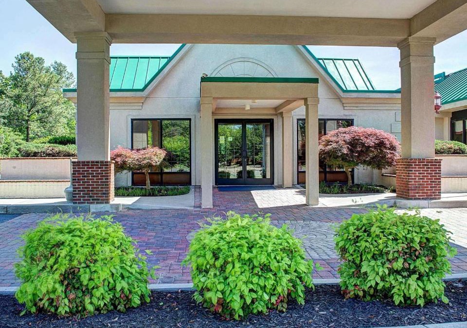 Mosby Hotel | Quality Inn North