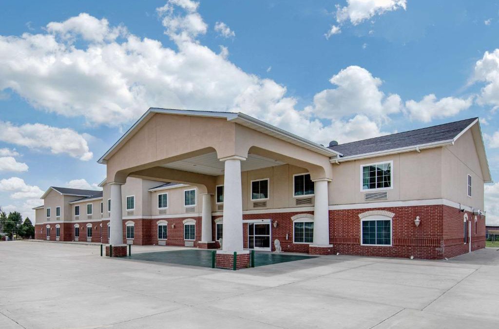 Clayton Hotel | Quality Inn & Suites Clayton, NM