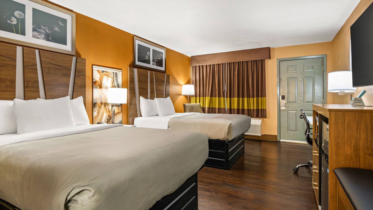 Corinth Hotel | Quality Inn & Suites Corinth West