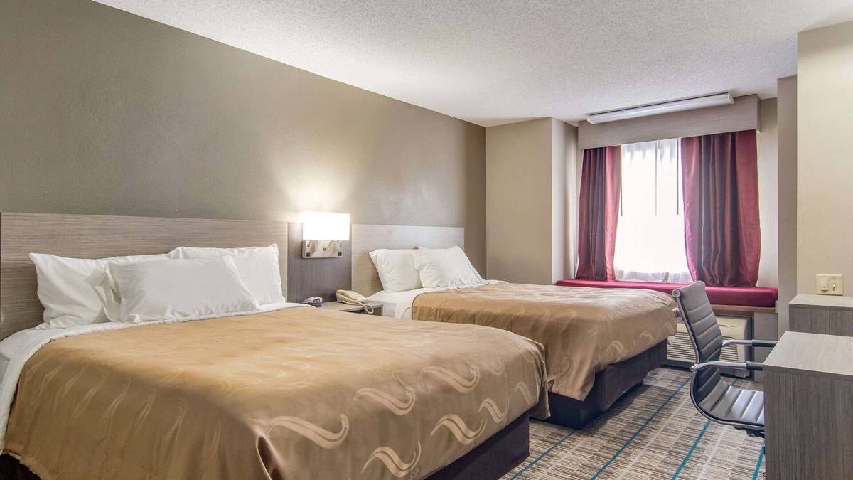 Mercer Hotel | Quality Inn & Suites Grove City - Outlet Mall