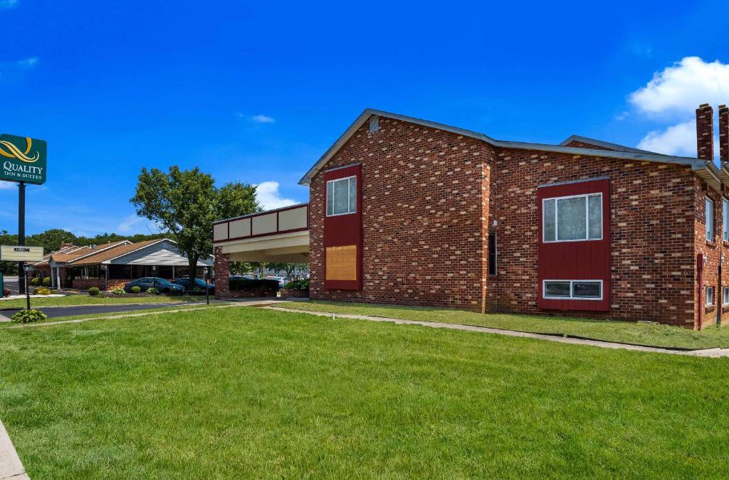 Millville Hotel | Quality Inn & Suites Millville