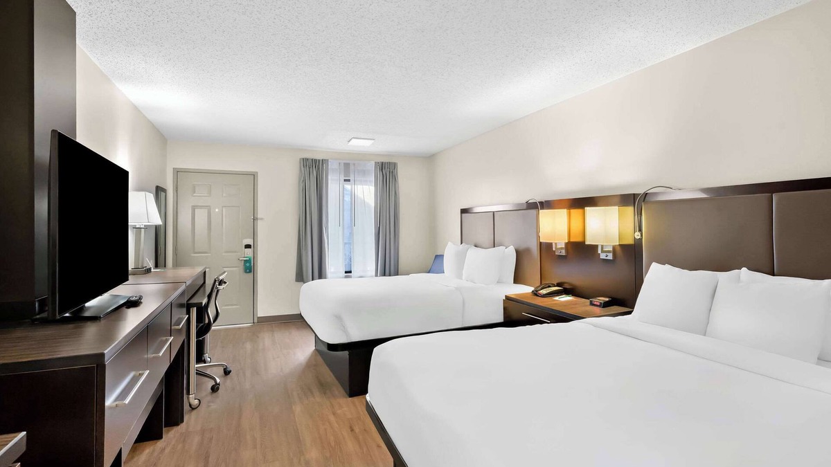 Monticello Hotel | Quality Inn & Suites Monticello
