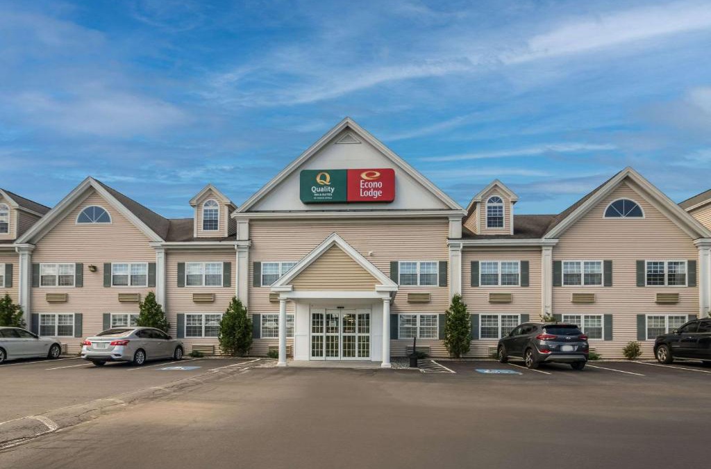 Danville Hotel | Quality Inn & Suites