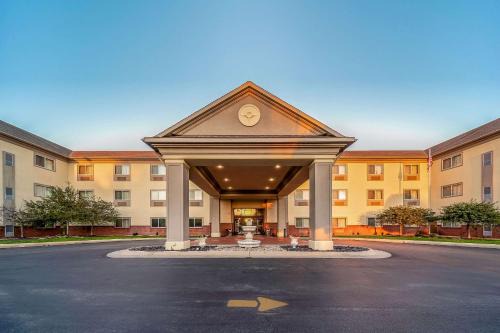 Hannibal Hotel | Quality Inn & Suites