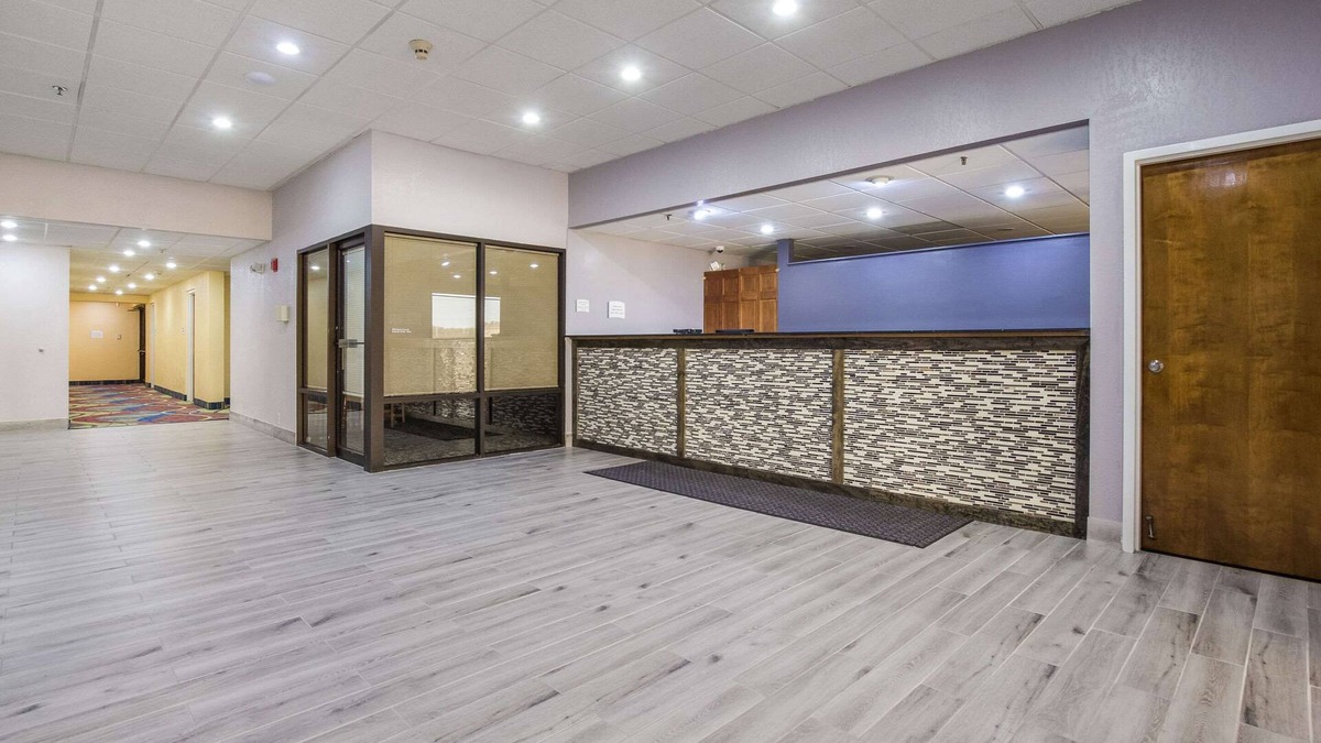 Grayville Hotel | Quality Inn