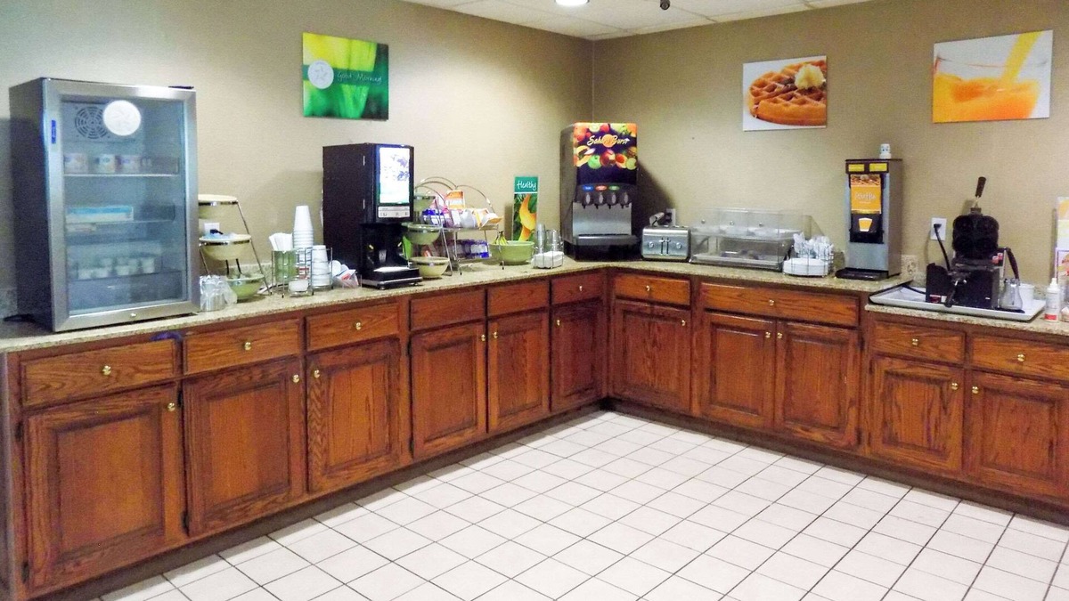 Kingdom City Hotel | Quality Inn