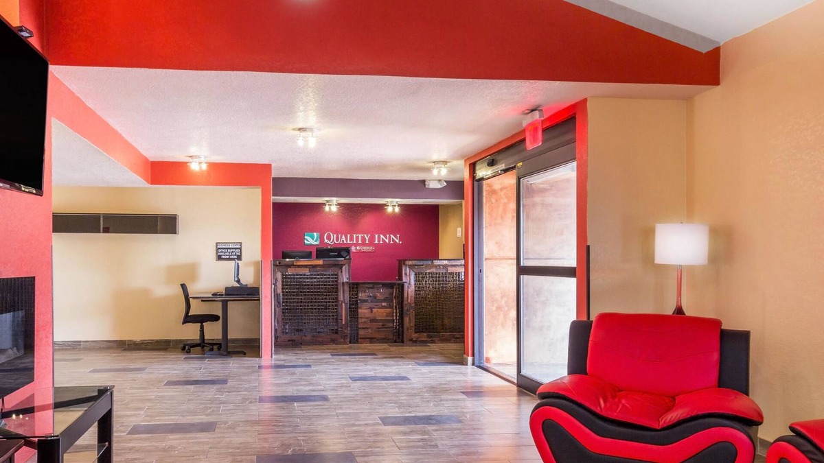 Lamar Hotel | Quality Inn