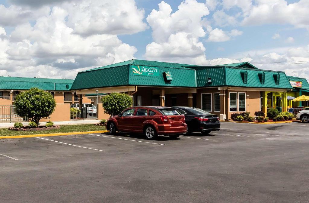 Tullahoma Hotel | Quality Inn