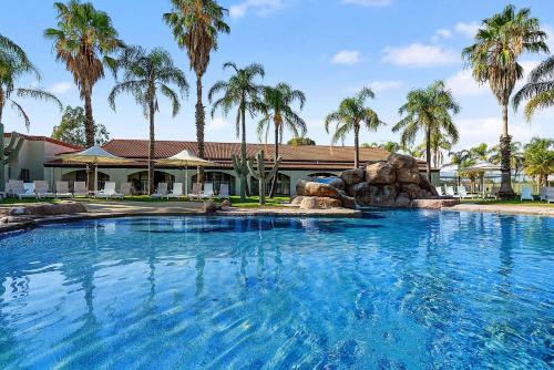 Lavington Resort | Quality Resort Siesta