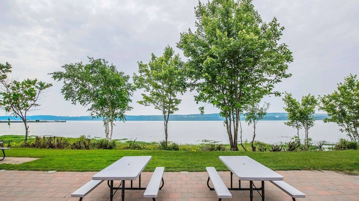 Ste Anne de Beaupre Hotel | Quality Suites