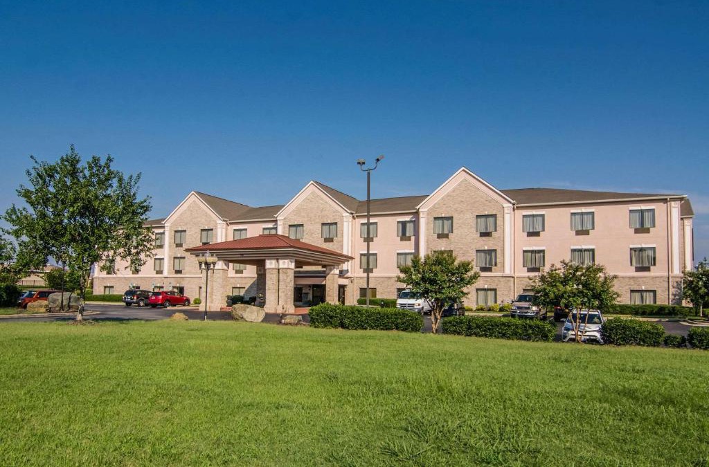 Graham Hotel | Quality Suites Graham - Burlington South