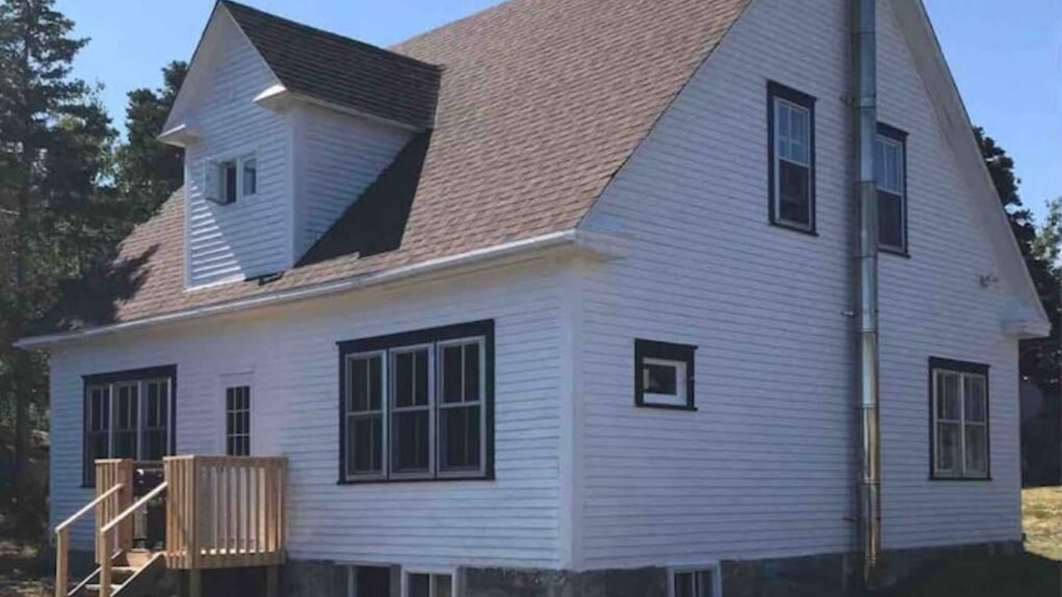 Newfoundland House | Quarry House- Outport Serenity at its Best!