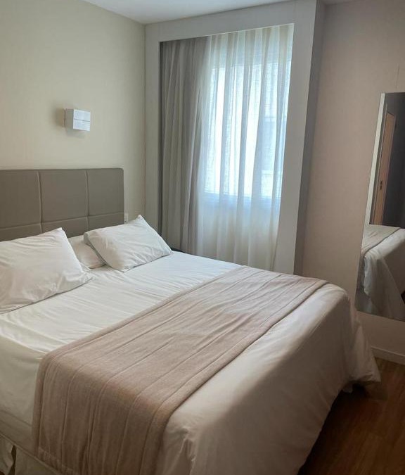 Centro Hotel | Quarto com acabamento superior no Design Hotel Linhares