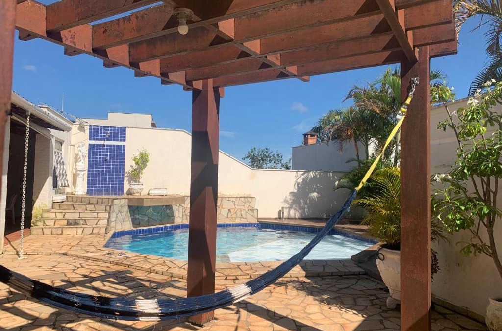 Ouro Fino House | Quarto em casa c/piscina