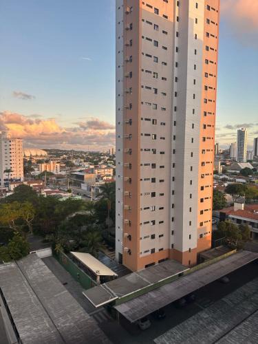 Lagoa Nova House | Quarto privativo em ambiente compartilhado