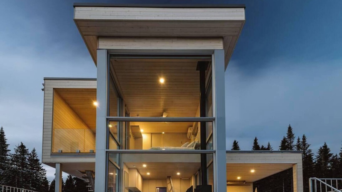 Lac Beauport House | Quartz - Panoramic Views and Spa Near Quebec City