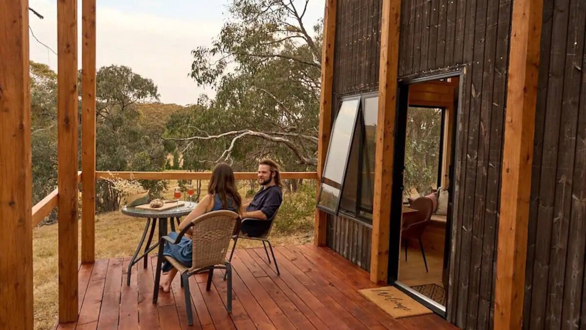 Yandoit Cabin | Quartz Valley Charming Cozy Tiny House - Reconnect with Nature and Each Other