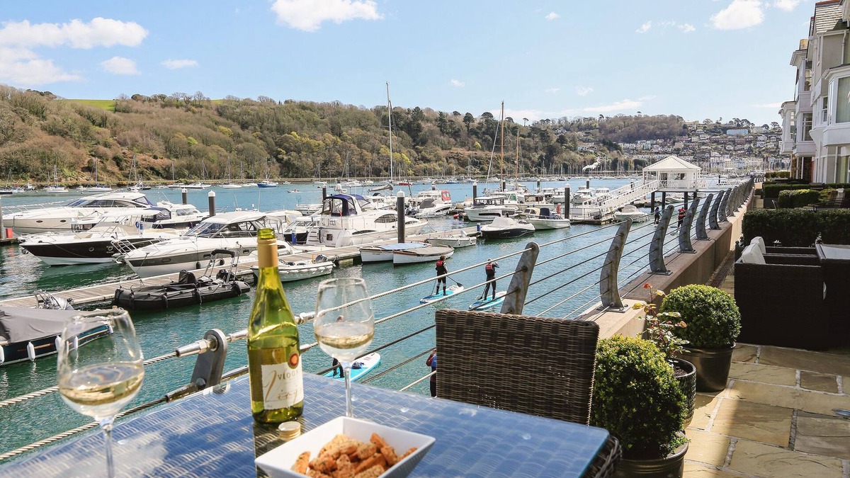 Dartmouth Cottage | QUAYSIDE, DART MARINA, family friendly, with a garden in Dartmouth
