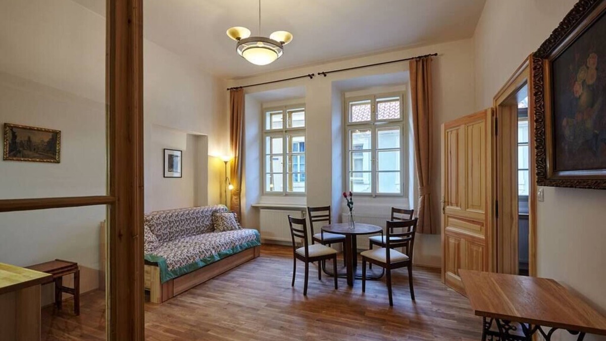 Prague 1 Apartment | Queen Bee house. Mathilda apartment