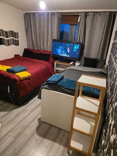 Kidbrooke with Hornfair House | Queen Eliz Room