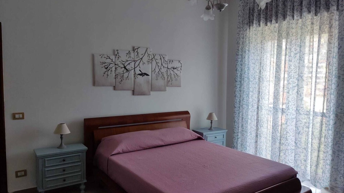 Piazza-Tralia-Pendolo Apartment | Queen Margaret residence, Apud Montes