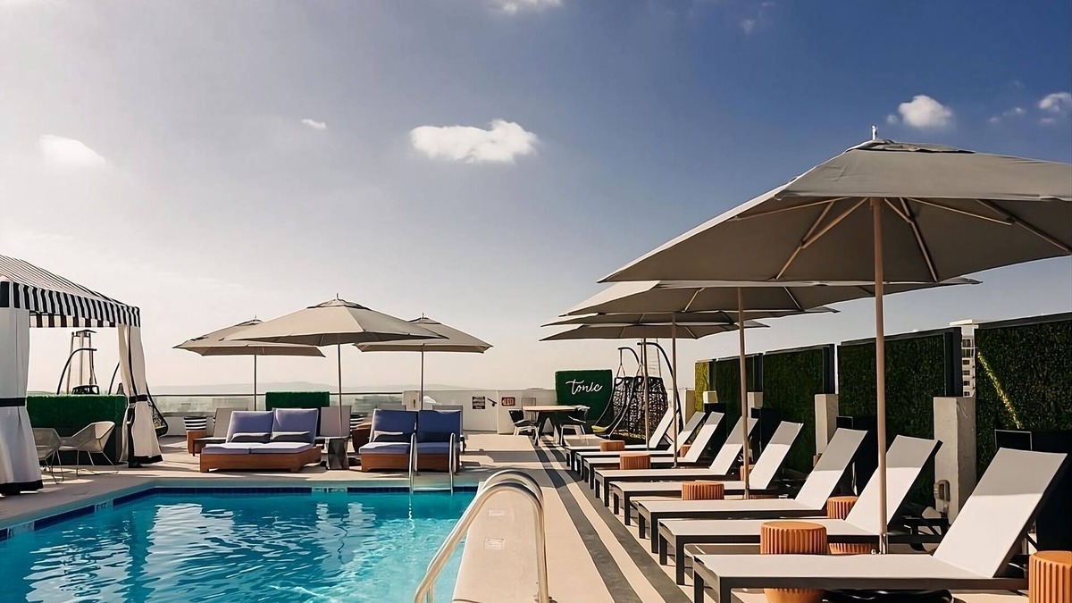 Norma Triangle House | Queen Room Comfort in Upscale Location! 4 Pet-Friendly Units, Rooftop Pool