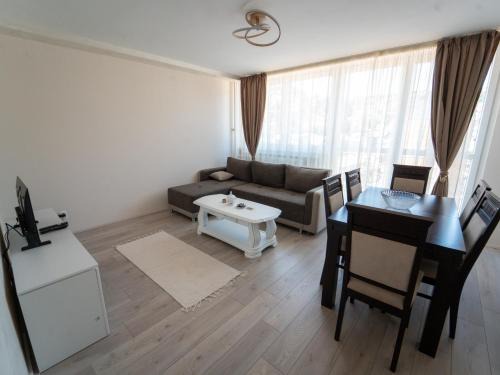 Uzice Apartment | Queen