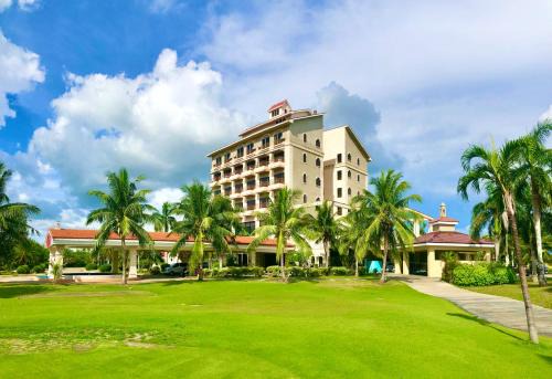 Medellin Resort | Queens Island Golf and Resort