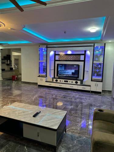 Accra Apartment | Queens Valley View Holiday Home