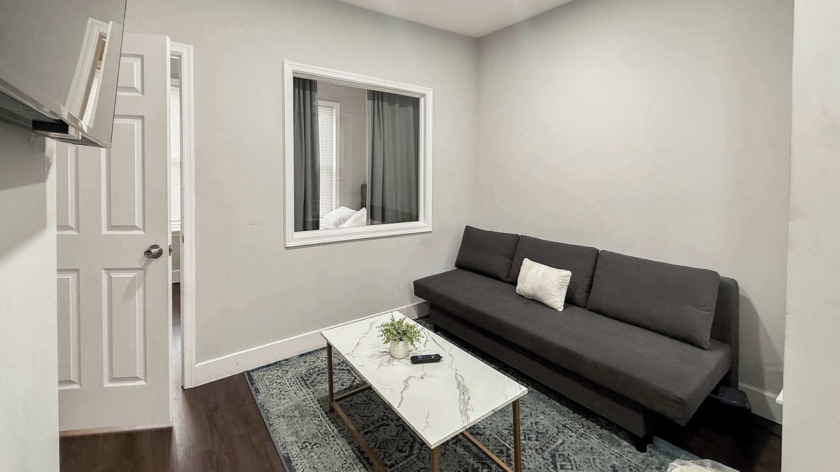Southwark Apartment | Queens Village Escape 2BD Apt with 4 Comfy Beds