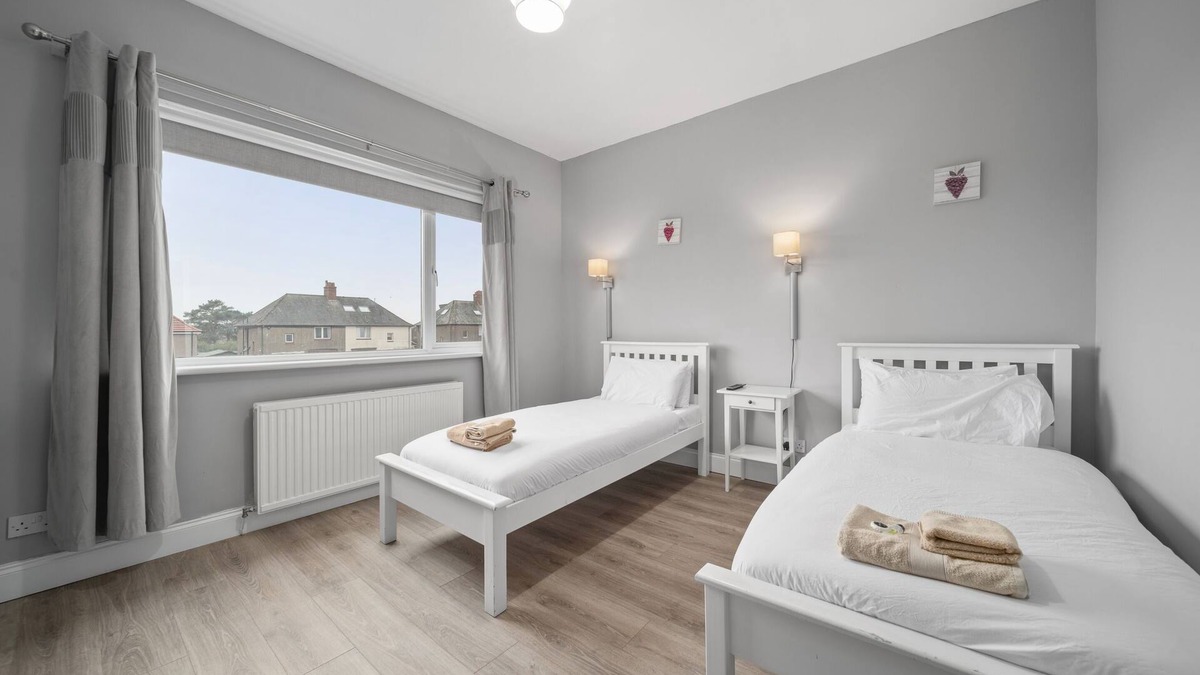 Rosyth House | Queensferry guest house