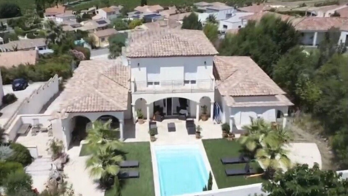 Castelnau-de-Guers Villa | QUIET VILLA CLIM POOL NEAR BEACHES AND LAKE