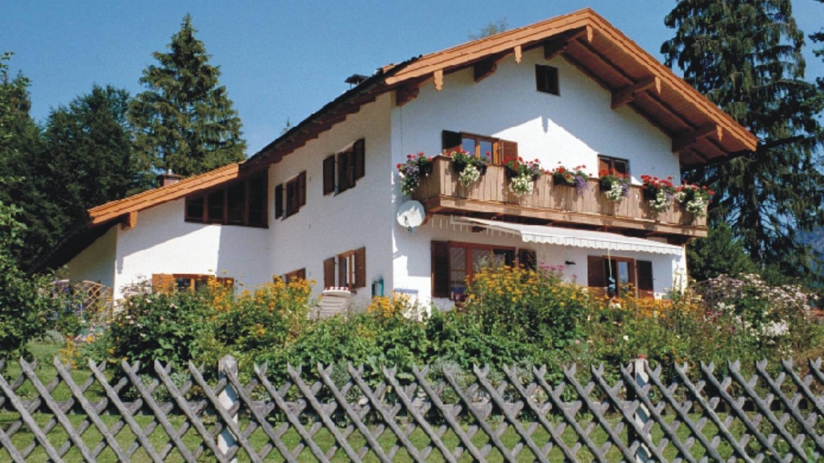 Neuhaus Apartment | Quiet 4 star apartment with two separate bedrooms