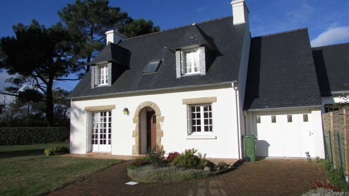 Erdeven Villa | Quiet 5-room house near beach with garden, pets allowed