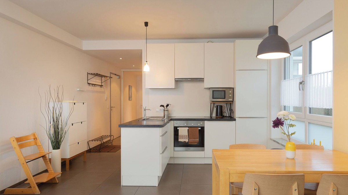 Fuessen Apartment | Quiet and bright apartment with big garden and garage