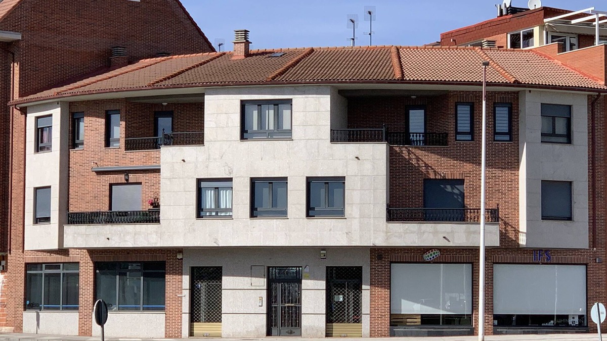 Leon Condo | Quiet and bright duplex