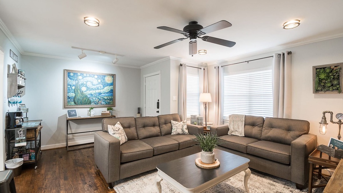 Forney House | Quiet and Charming 3 bedroom 1.5 bath in Forney,TX