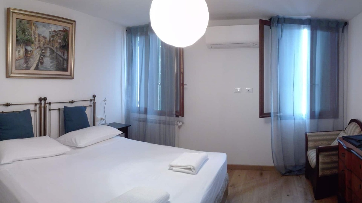 Dolo Bed & Breakfast | Quiet and confortable double bedroom in Casa Argia in Mira near Venice