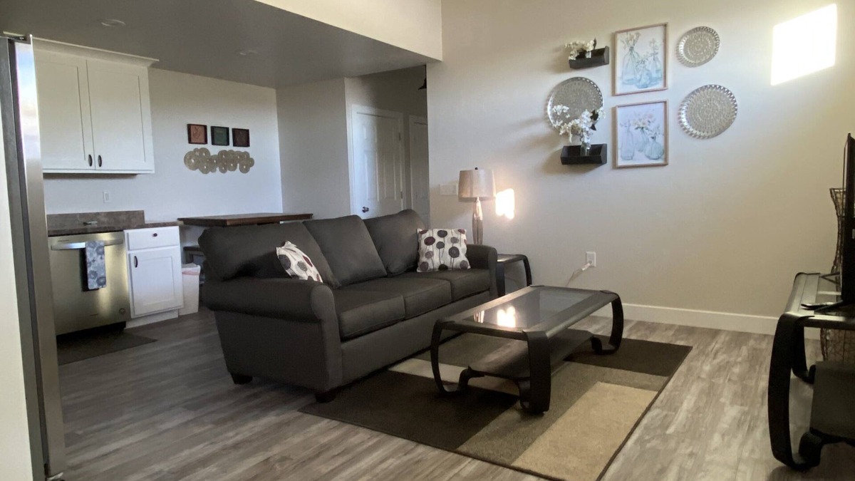 Salem Apartment | Quiet and cozy, a remodeled dairy with panoramic mountain views. .