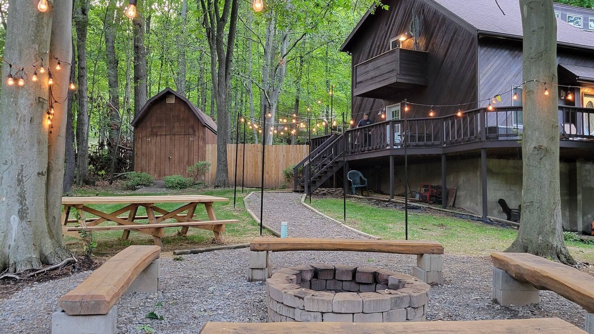 James Creek Cabin | Quiet and spacious cabin close to Raystown Lake ! Hot Tub/Game Room/Firepit
