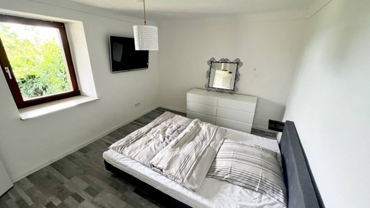 Spiesen-Elversberg Apartment | Quiet apartment with garden view