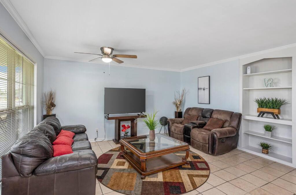 Iowa Apartment | Quiet apartment in Iowa, LA