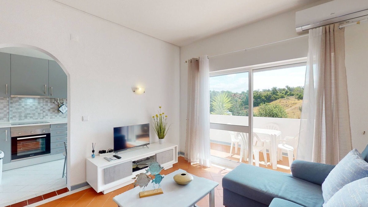 Montechoro Apartment | Quiet apartment T1 Albufeira 002