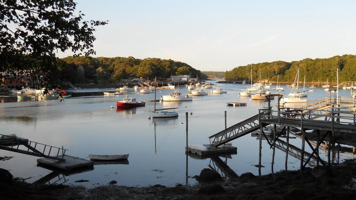 South Bristol Cottage | Quiet, authentic Maine village overlooking historic harbor in Mid-Coast Maine