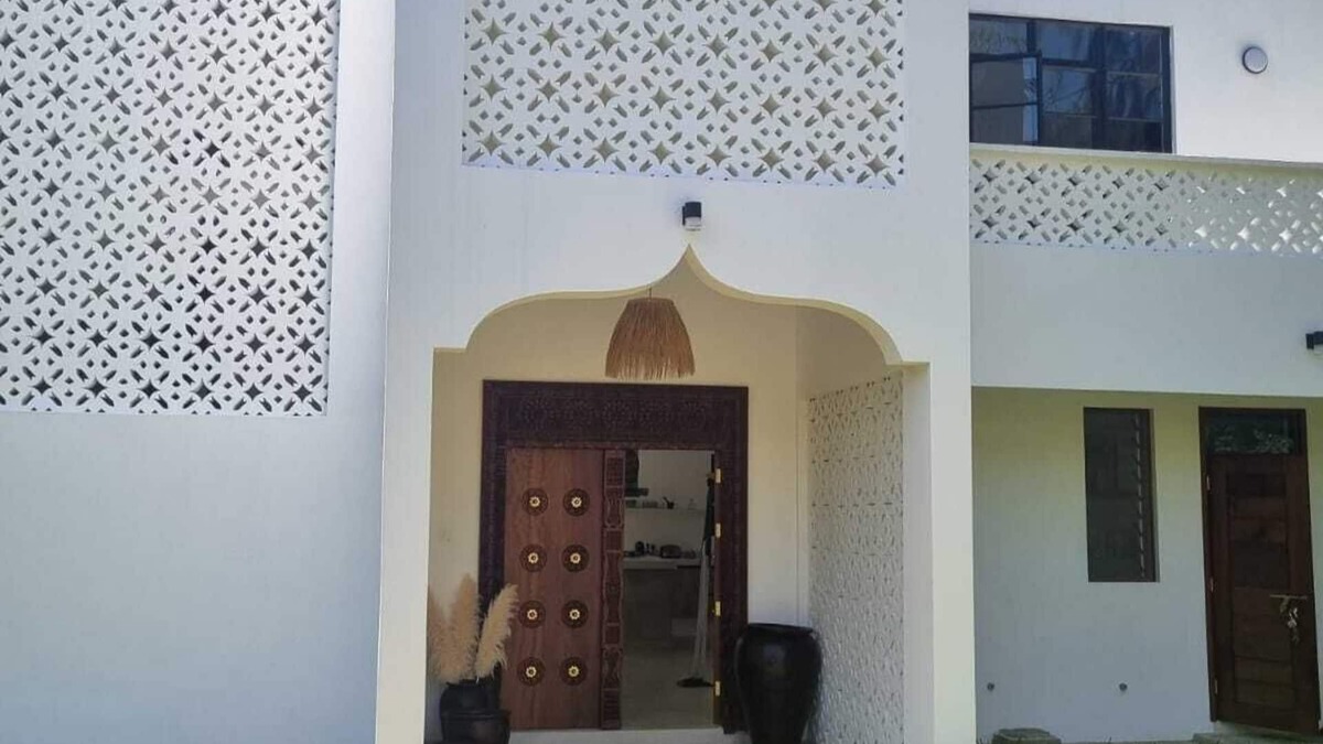Watamu House | Quiet, bright Dar Jamaa with chef