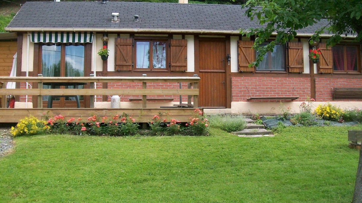 Bouquelon Ski Chalet | Quiet chalet in Normandy